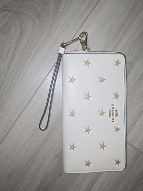 Coach White Wristlet Wallet with Gold Star Accents
